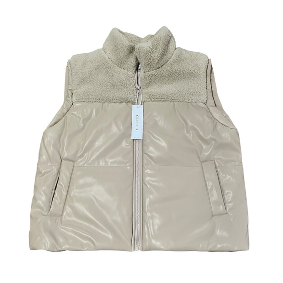 Gilli Cream Fleece Vest - Picture 2 of 13